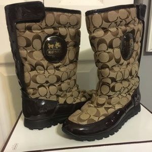 Authentic Coach snowboots